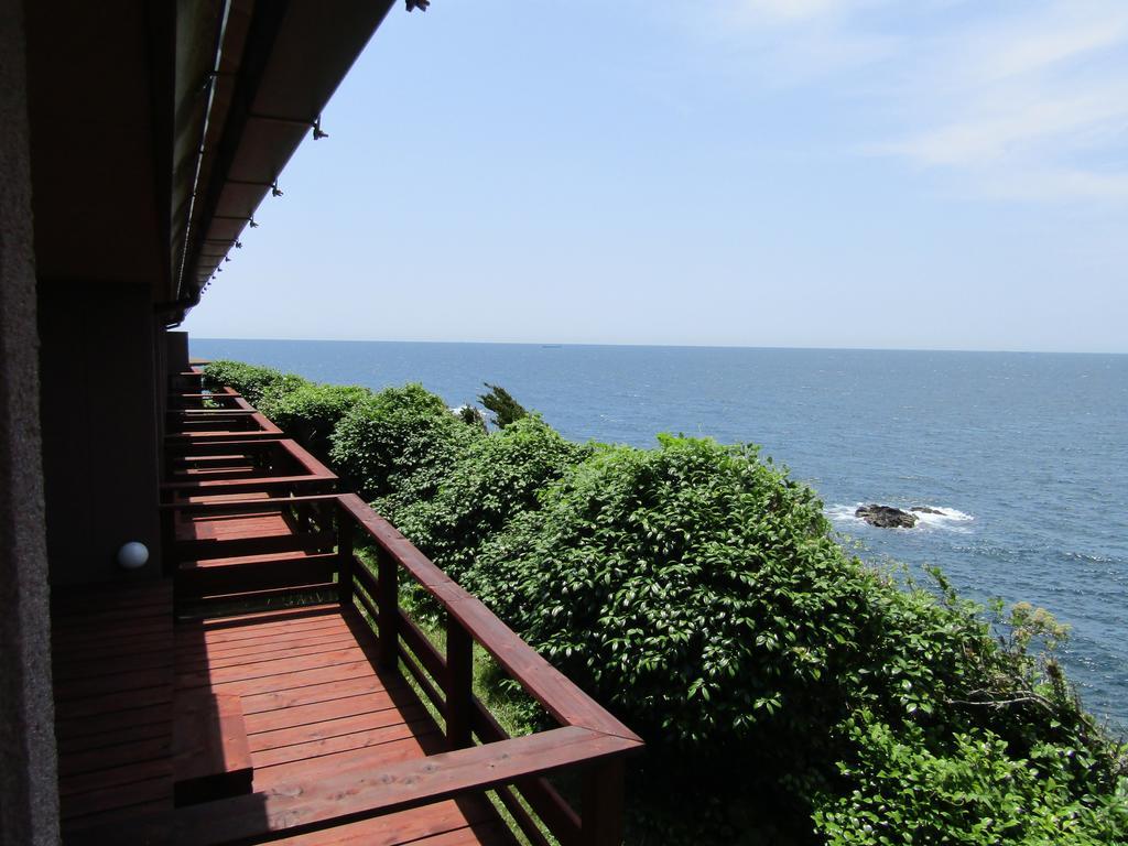 Umitsubaki Hayama Hotel Asaragi Exterior photo